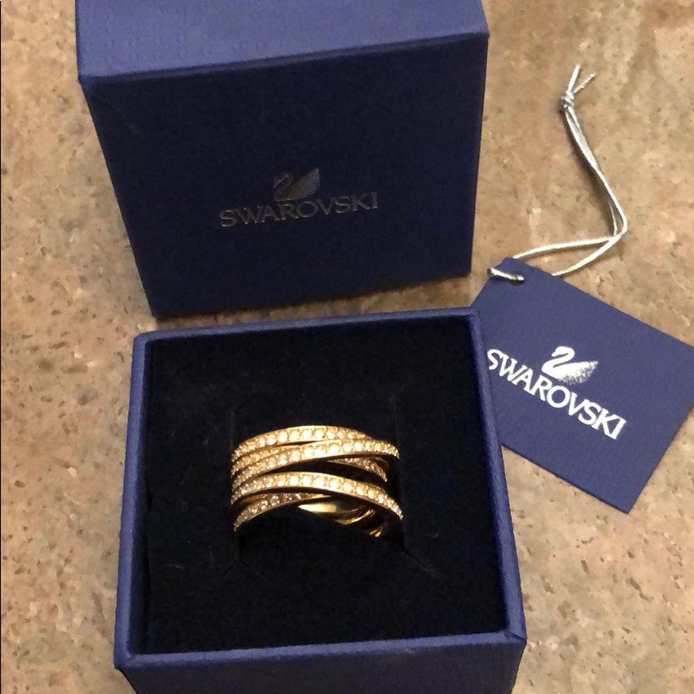 Swarovski Spiral Ring